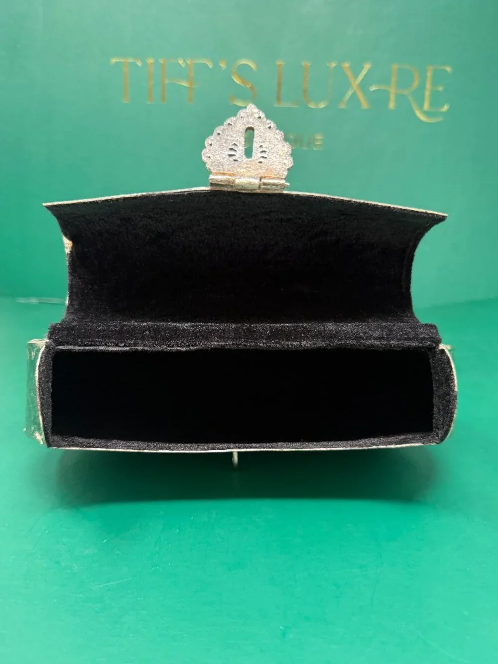 Ishhaara | Exclusive Hand Carved High Quality German Silver Purse